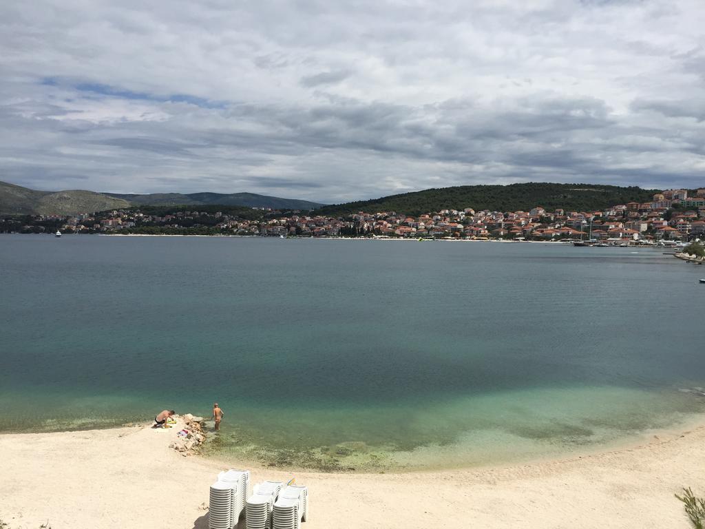 Apartments Villa Plaza Trogir Exterior foto