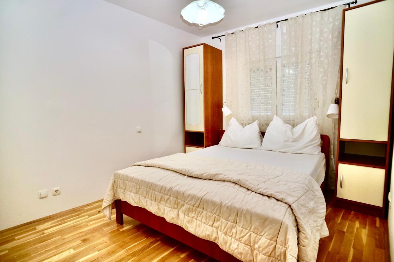 Apartments Villa Plaza Trogir Exterior foto