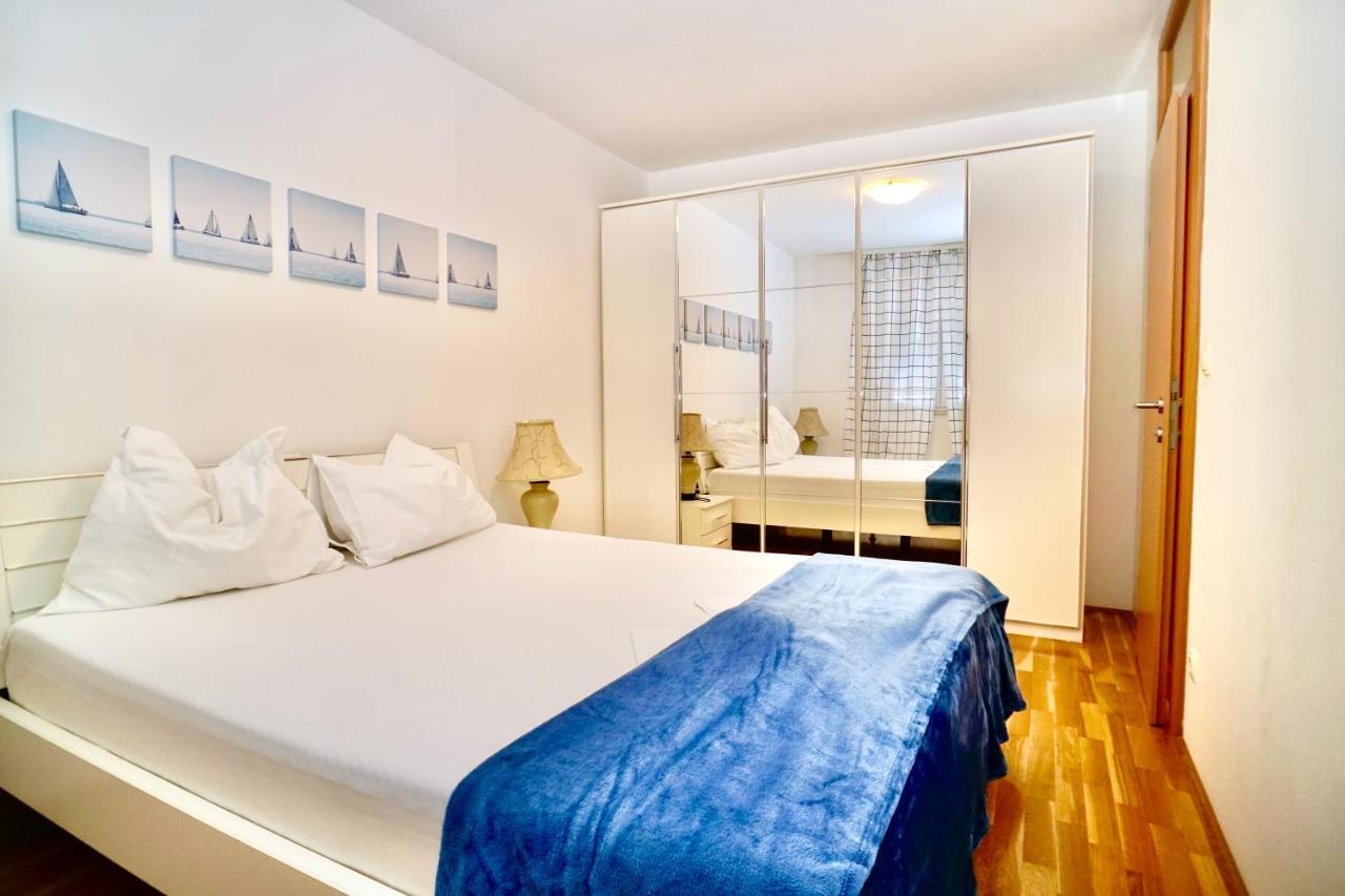 Apartments Villa Plaza Trogir Exterior foto
