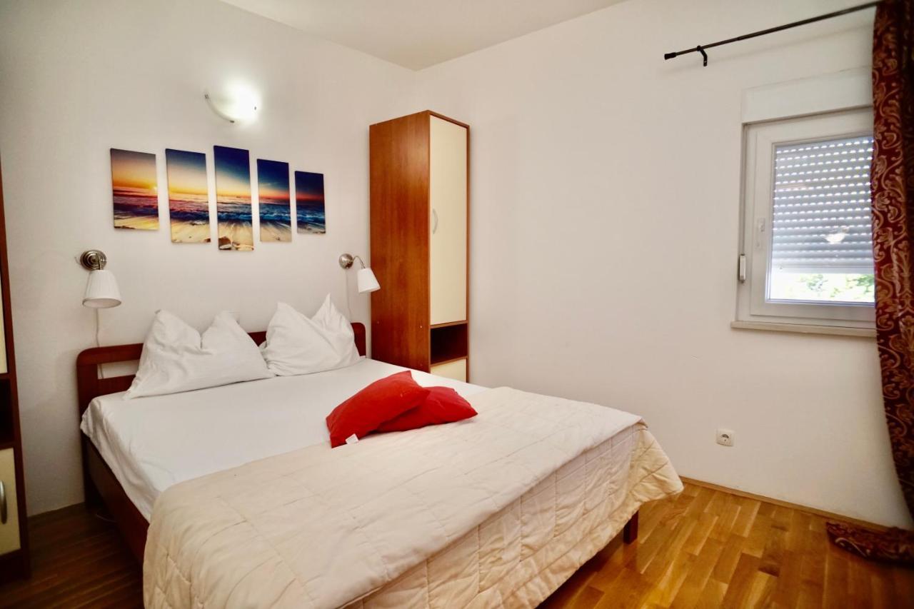 Apartments Villa Plaza Trogir Exterior foto