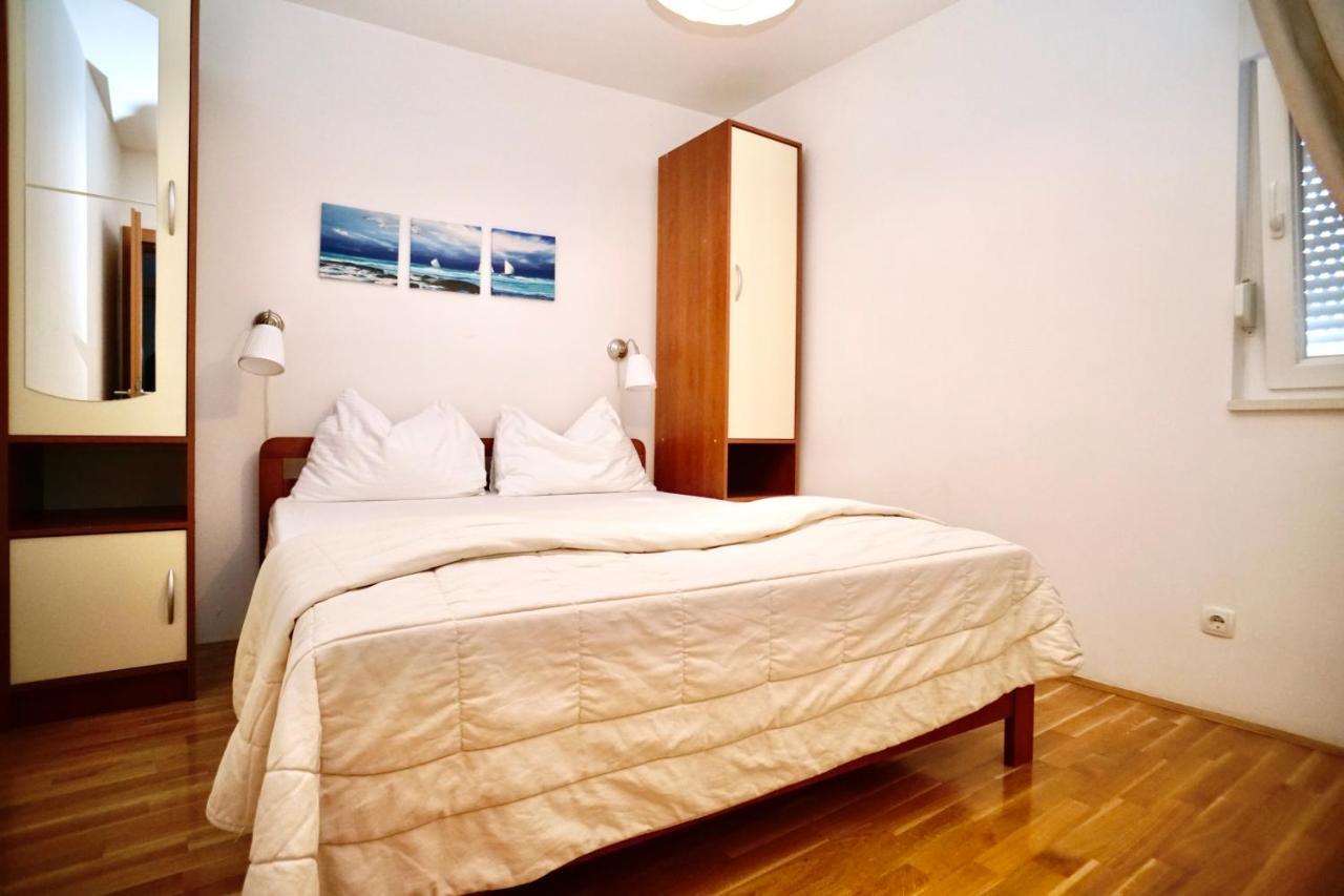 Apartments Villa Plaza Trogir Exterior foto