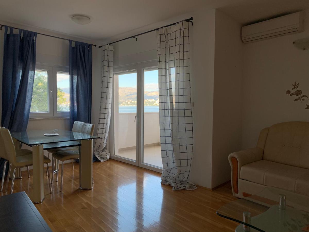 Apartments Villa Plaza Trogir Exterior foto