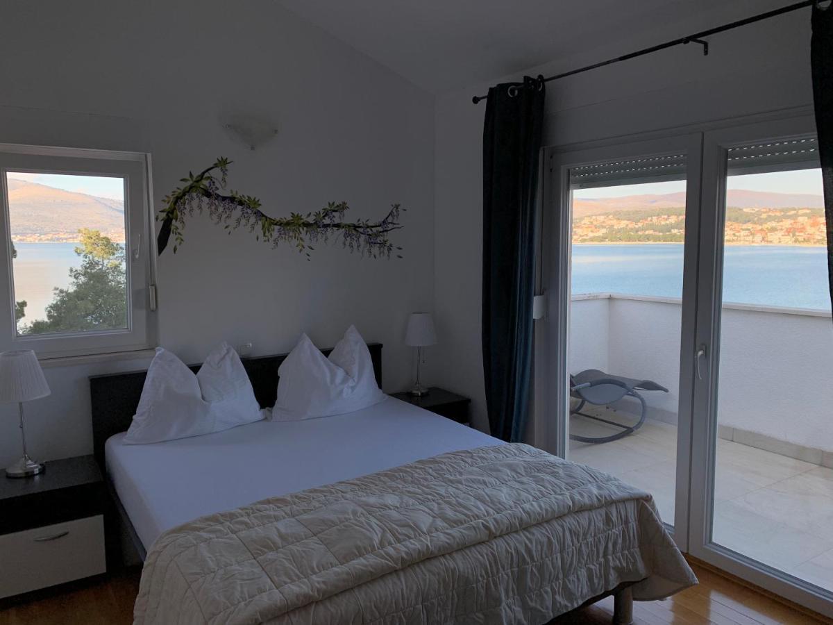 Apartments Villa Plaza Trogir Exterior foto